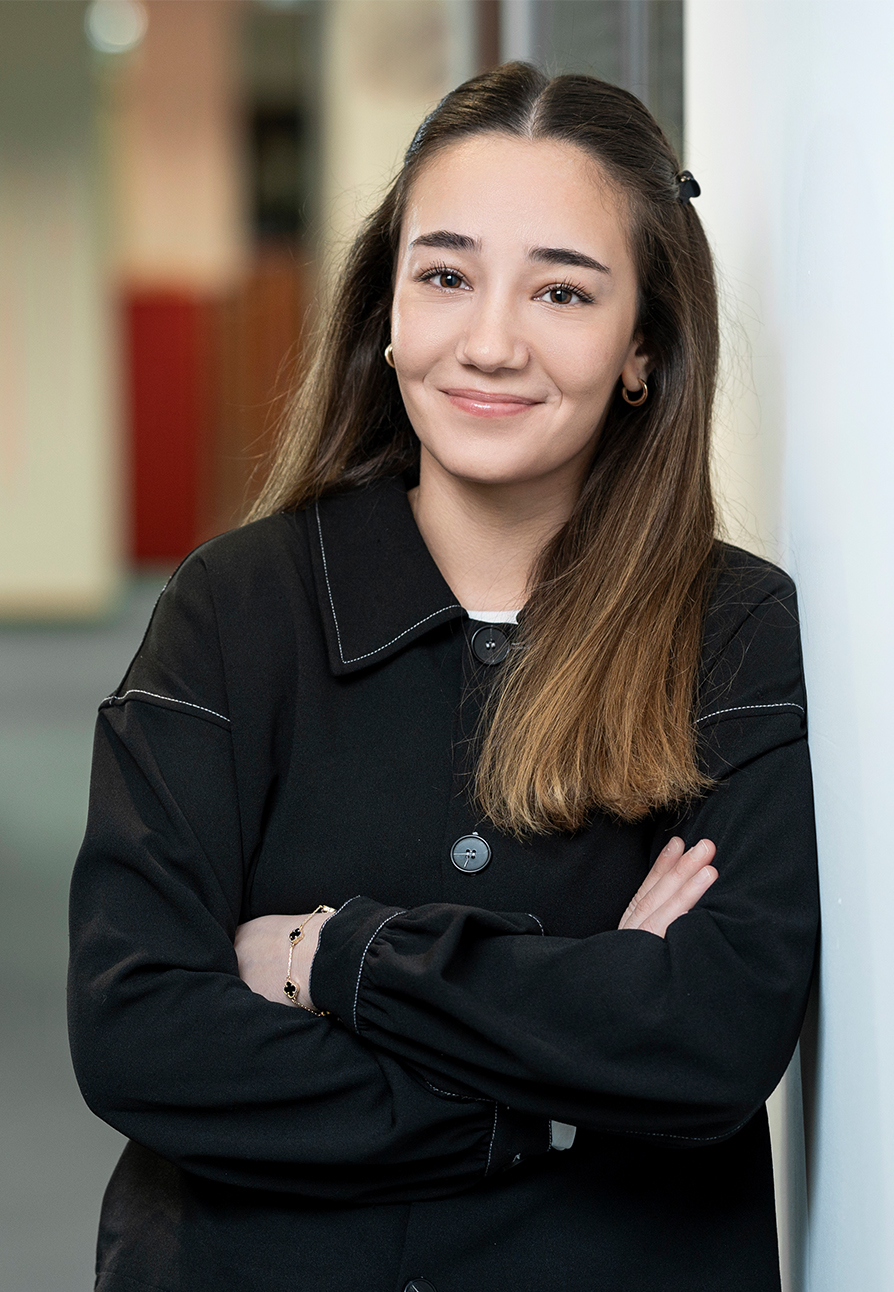MGI_Steuerberater_Website_Team_417x603px_Tugce_Koeroglu