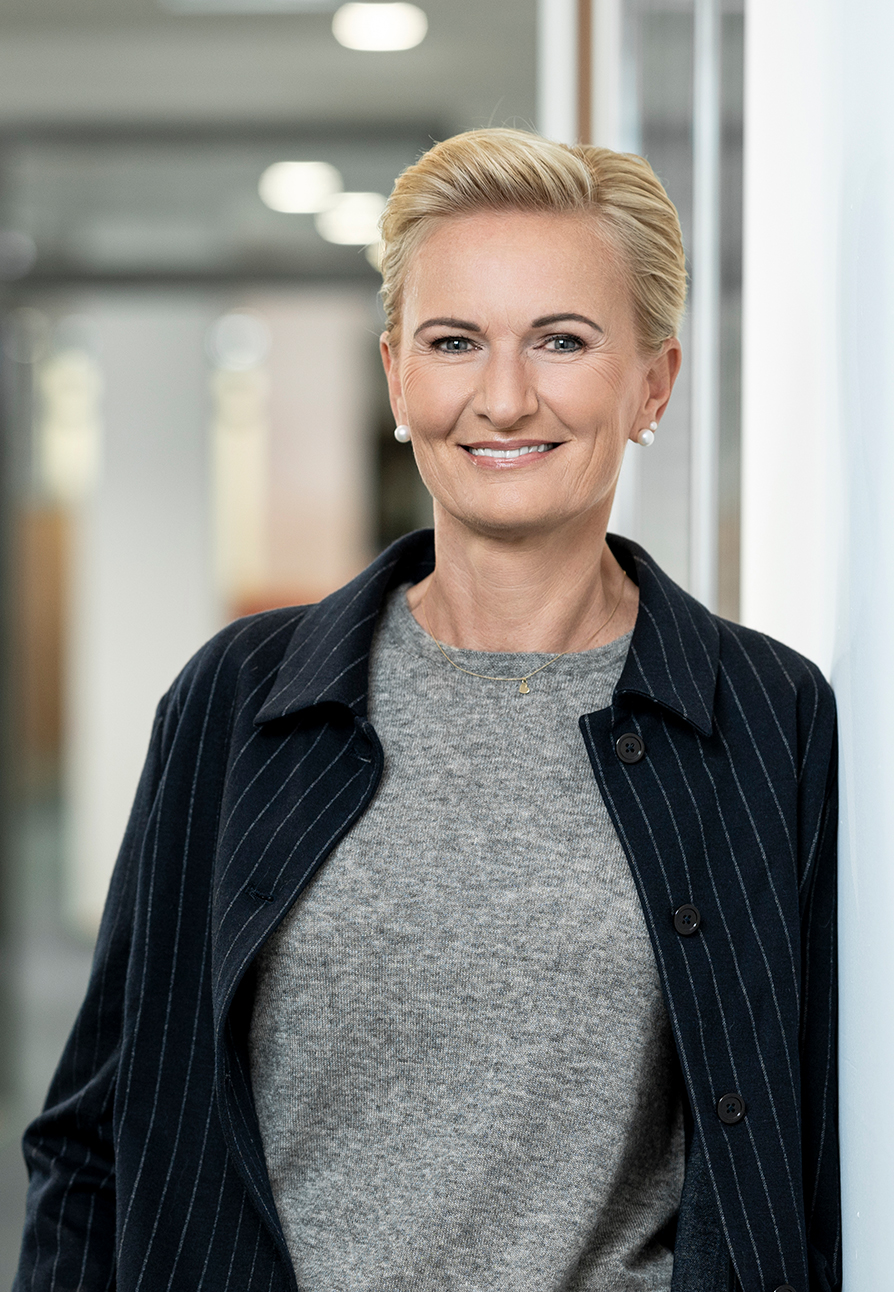 MGI_Steuerberater_Website_Team_417x603px_Elisabeth_Raab